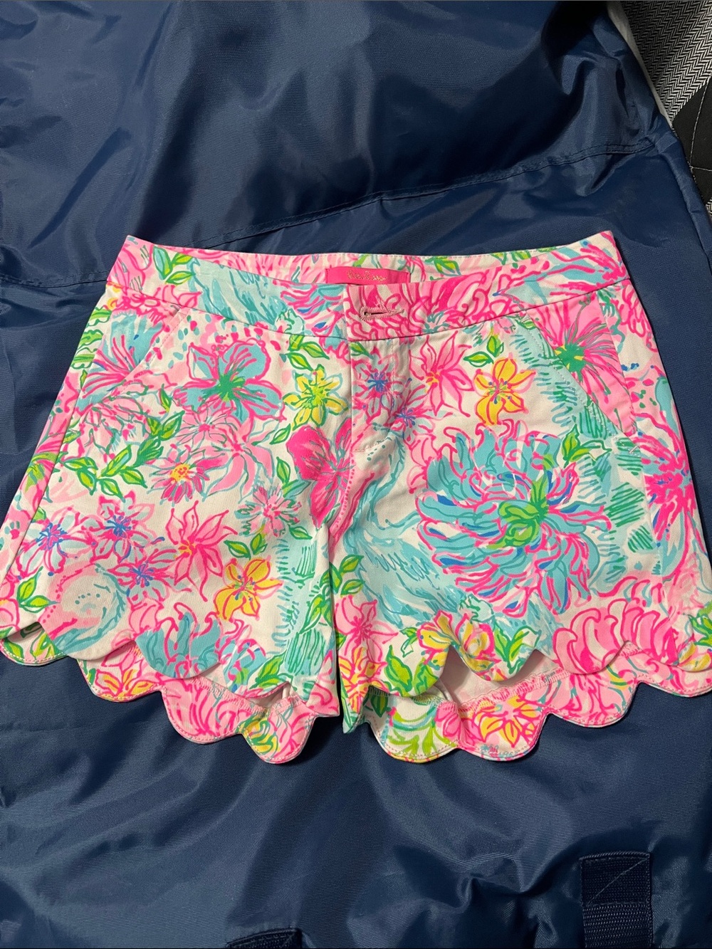 Lilly Pulitzer Tropical Floral Scalloped Hem Shorts - Pink & Aqua